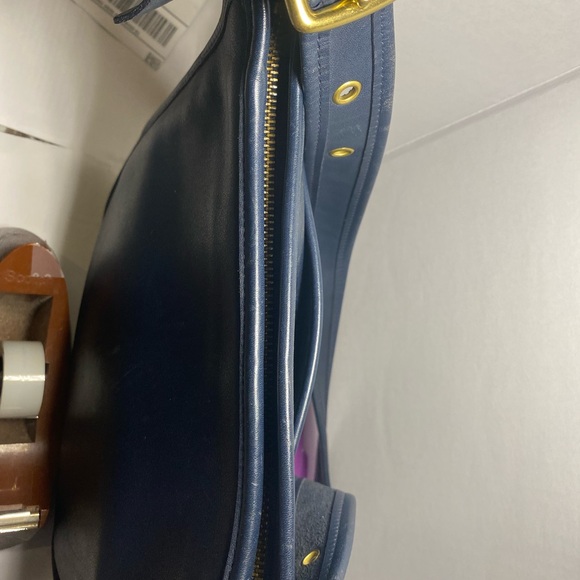 Navy Blue Leather Shoulder Bag - Picture 4 of 9